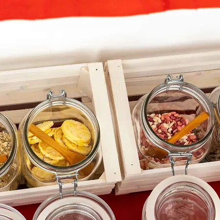 Отель Stresa 3*