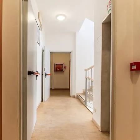 Отель Stresa 3*